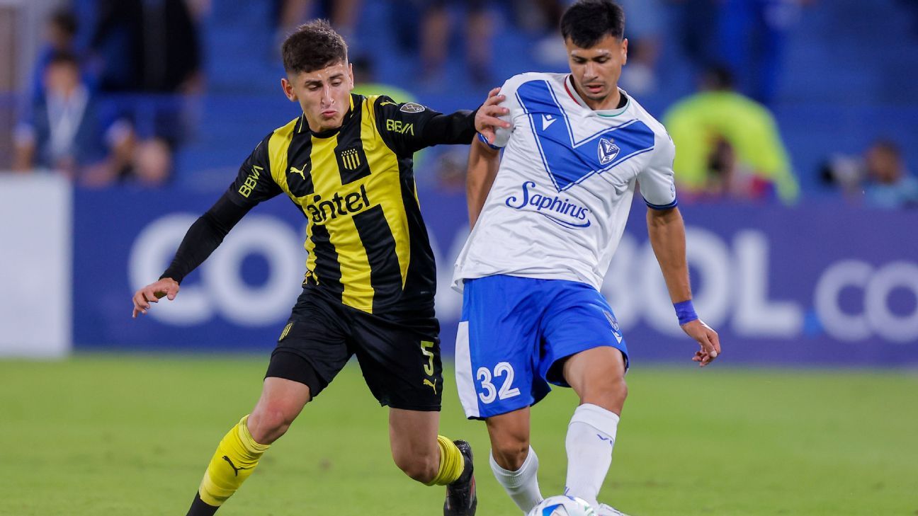 Peñarol y Vélez definen al primero de serie