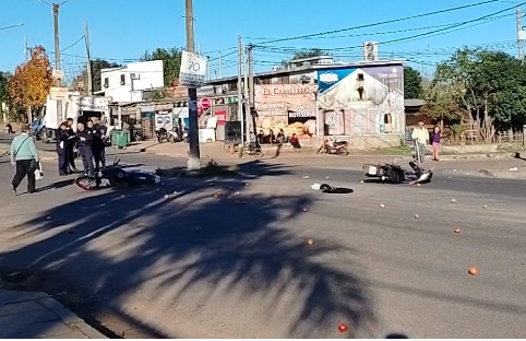 Joven de 19 años con fractura de cadera tras choque entre 2 motos