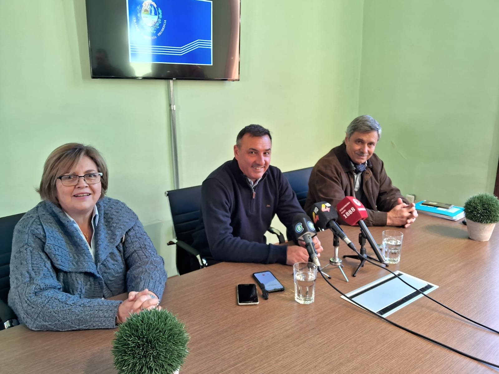 Mirna Haller y Walter Texeira Nuñez asumirán “roles claves” en el gobierno de Carlos Albisu