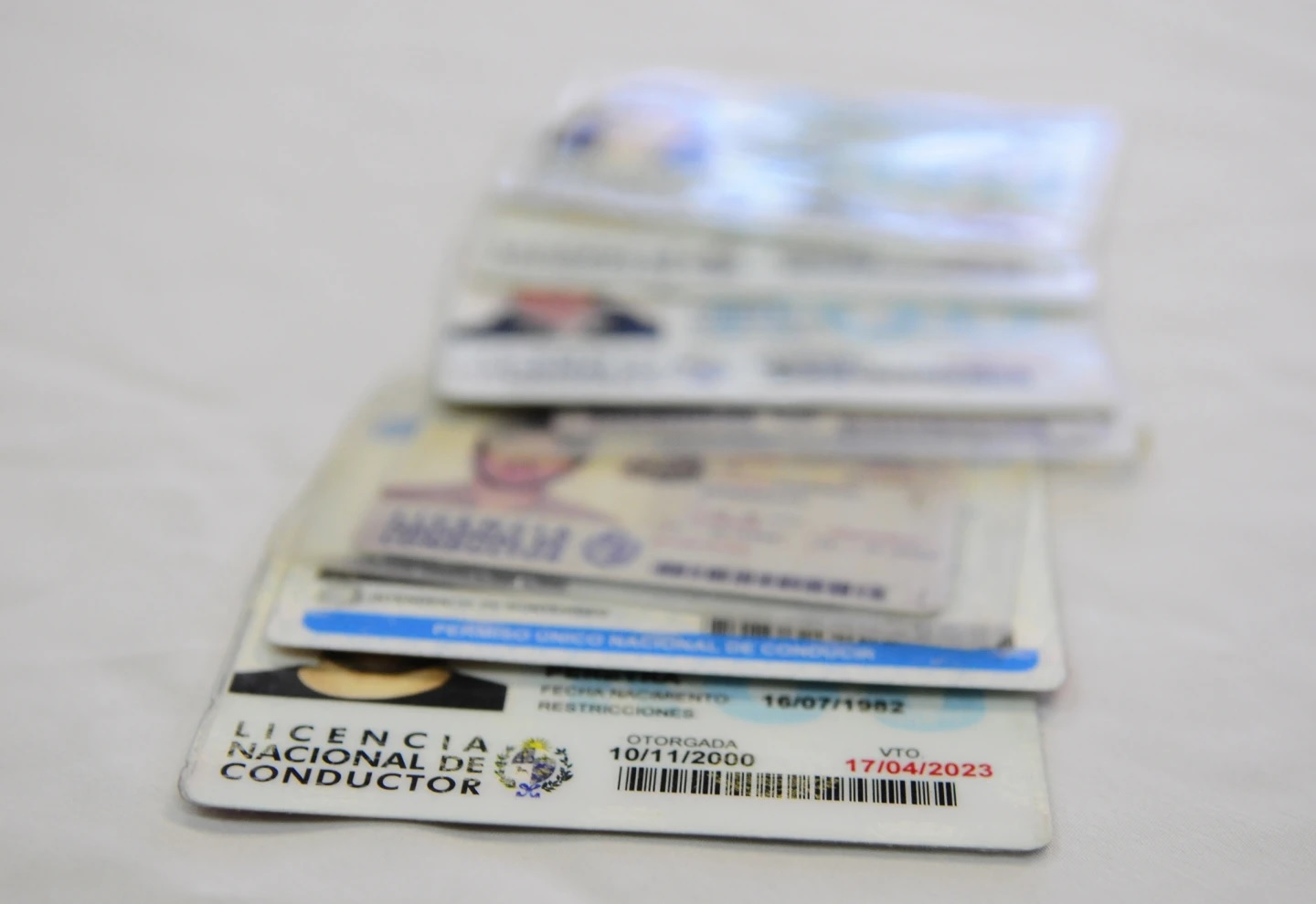Libreta por puntos se aprobaría antes que asuman los intendentes