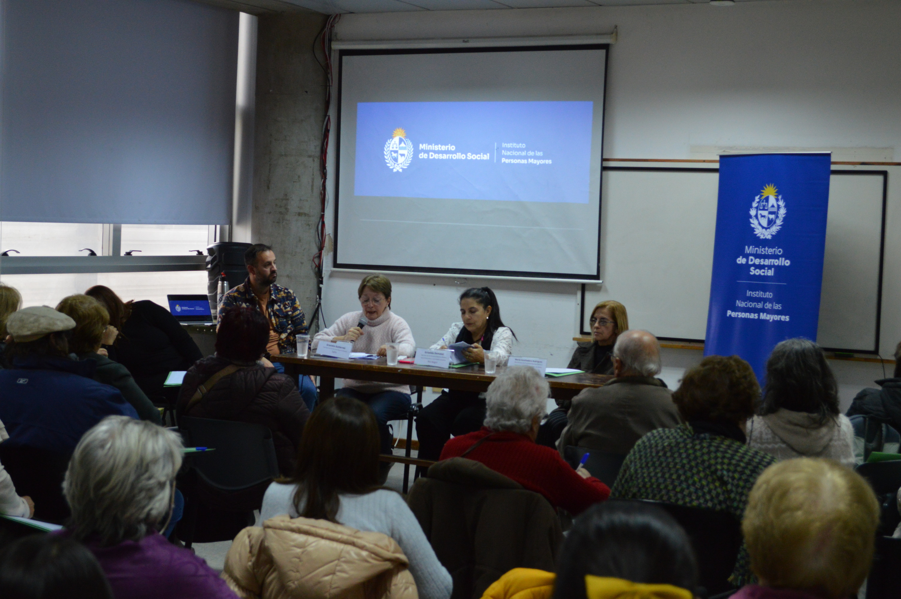 Se realizó seminario sobre violencia hacia las vejeces” en la Udelar-Salto