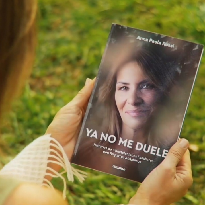 Anna Paola Rossi presenta su nuevo libro en Salto sobre experiencias de sanación mediante “Registros Akáshicos”