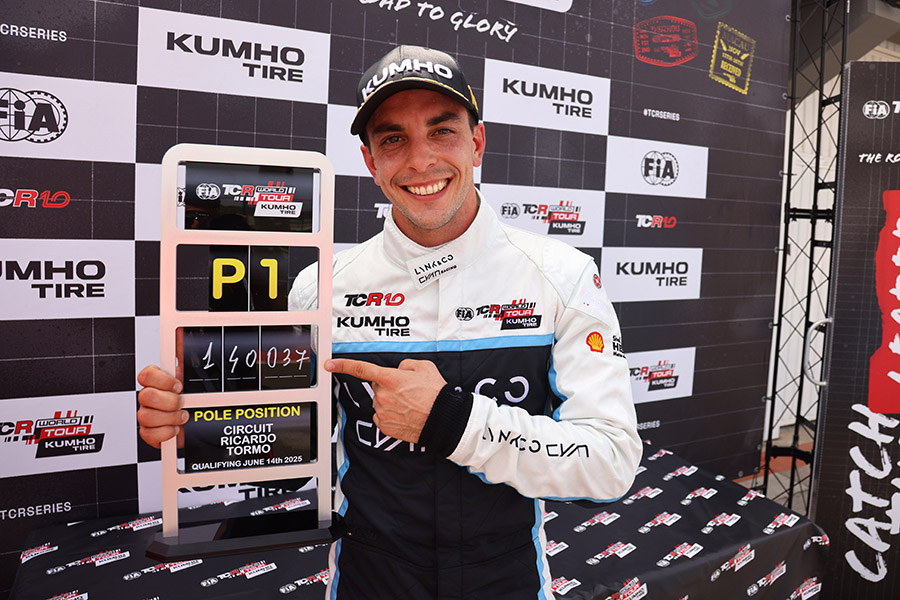 Automovilismo: doble podio  de Santiago Urrutia en Valencia