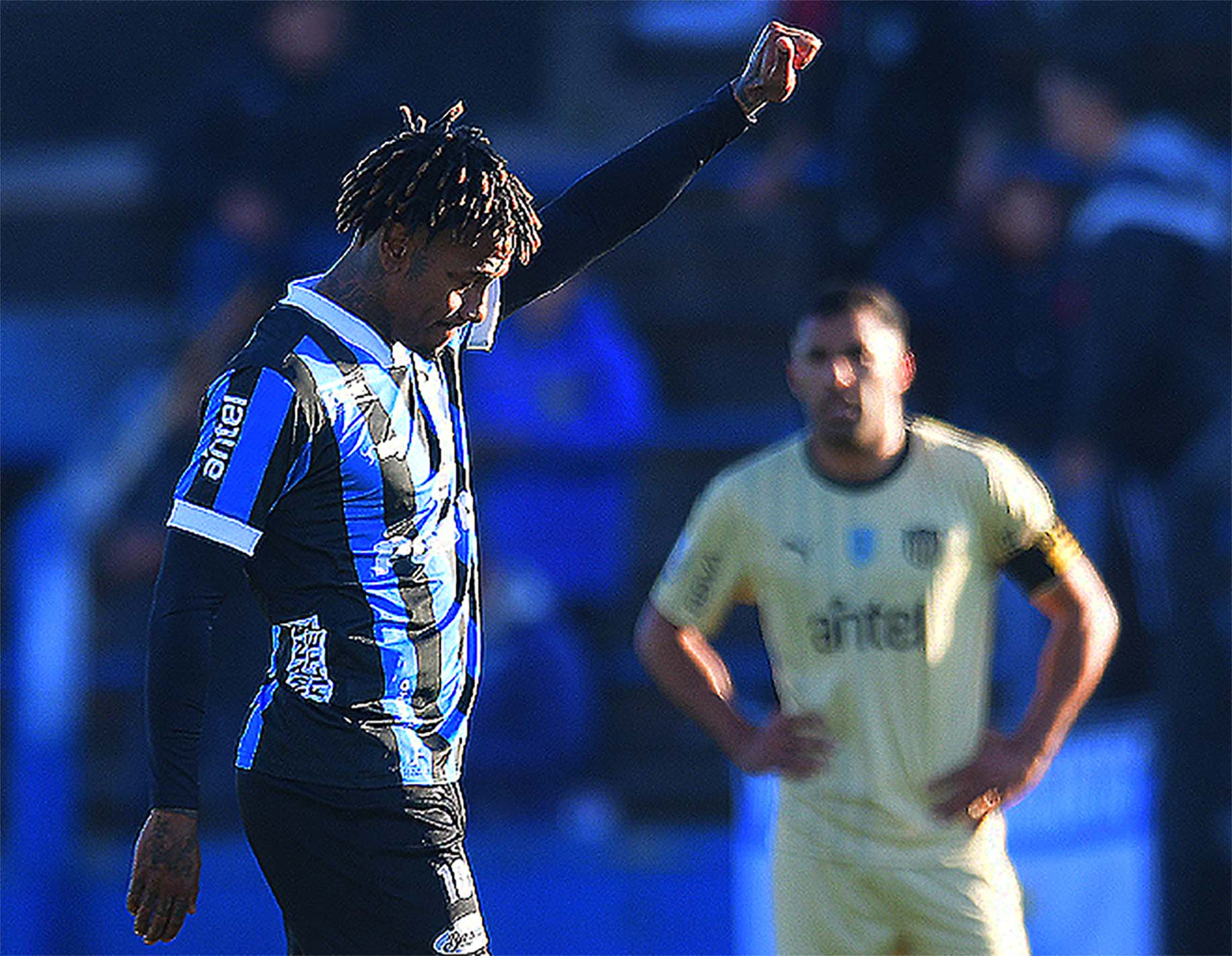 En nueve minutos letales Liverpool le dio un duro golpe a Peñarol