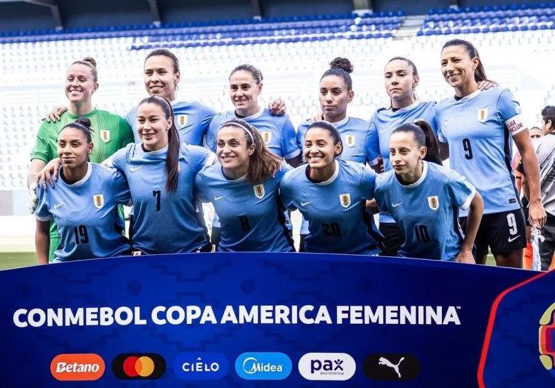 Hoy a las 21, Uruguay va por el  batacazo en la Copa América femenina