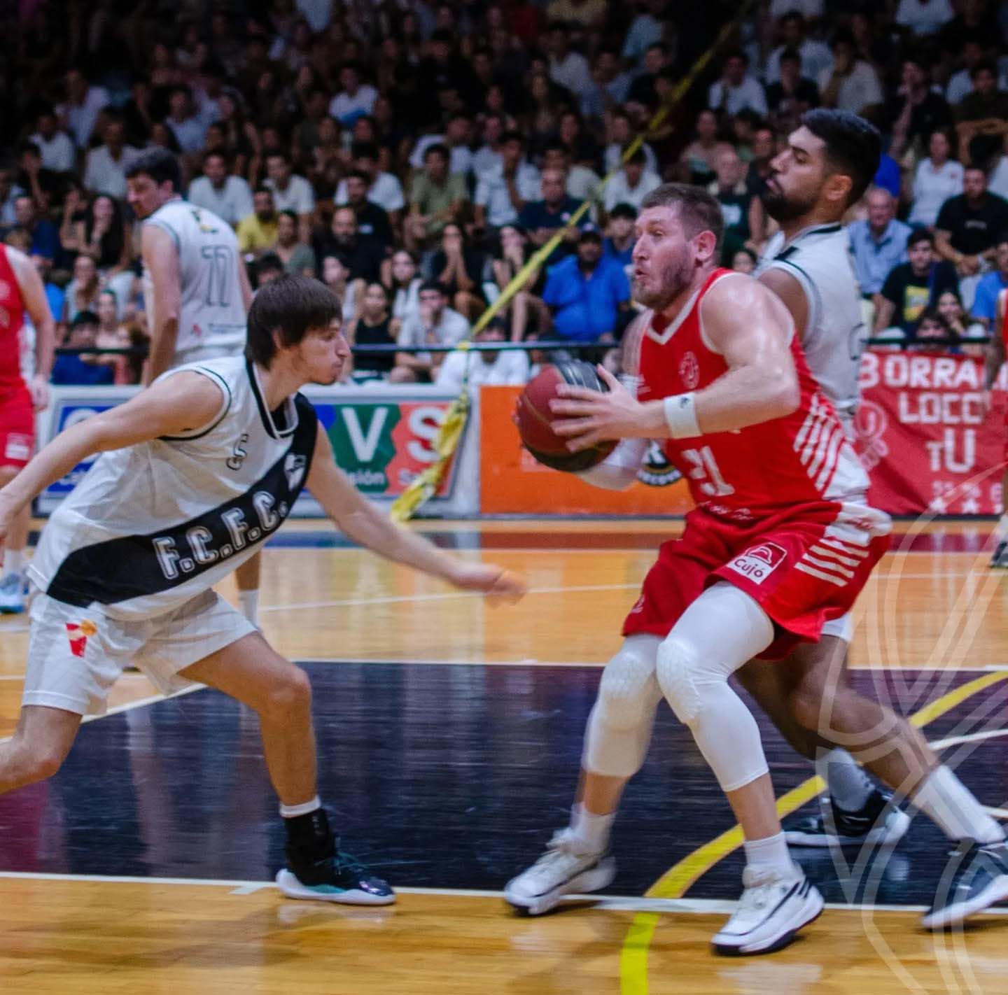 Partidazo y triunfo de Juventus abrió la temporada del básquetbol