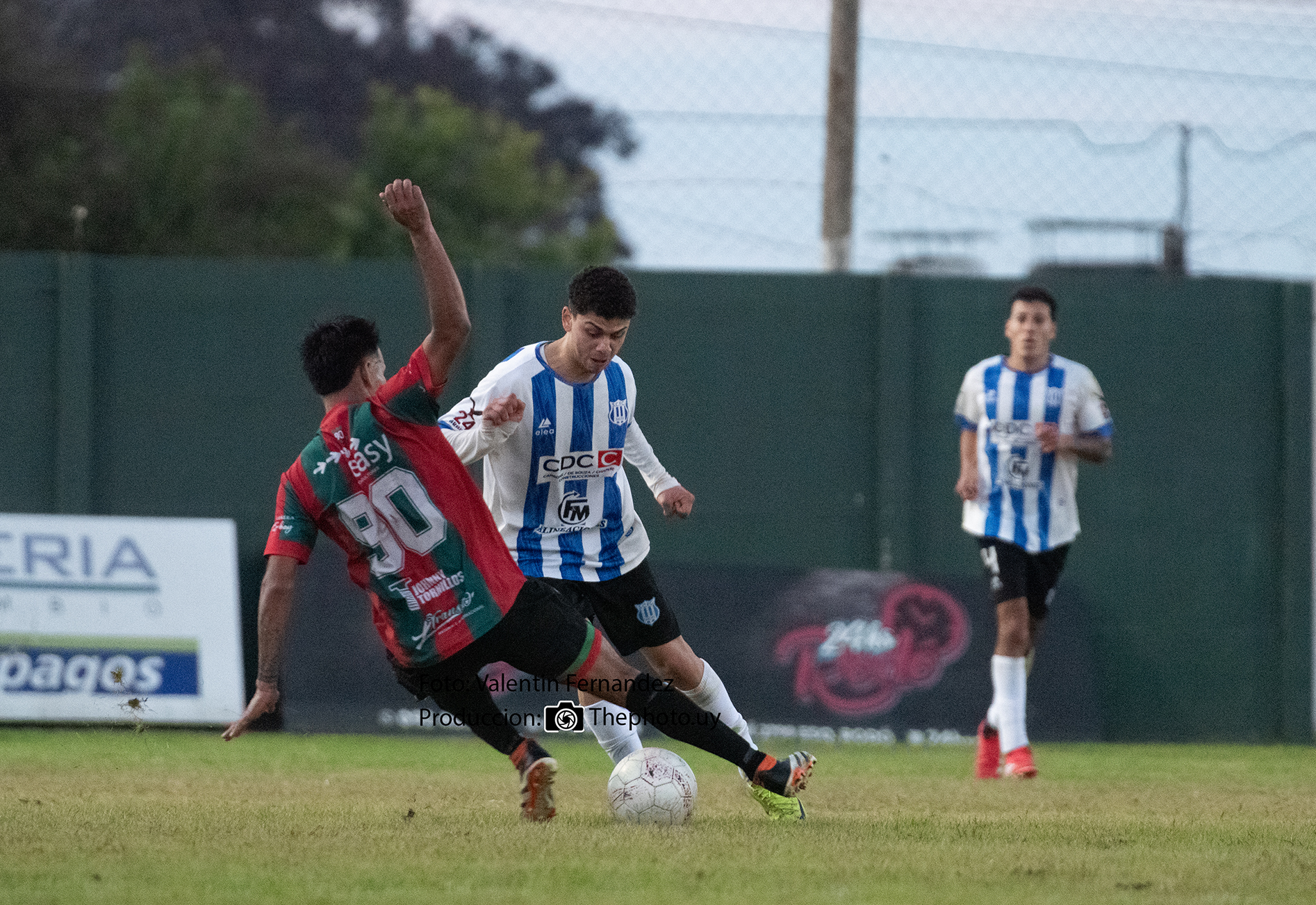 Cerro frenó a Almagro y se armó la «B»