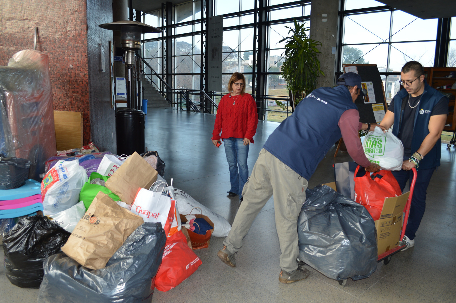 Frío: se continúan recibiendo  donaciones en sede de Udelar