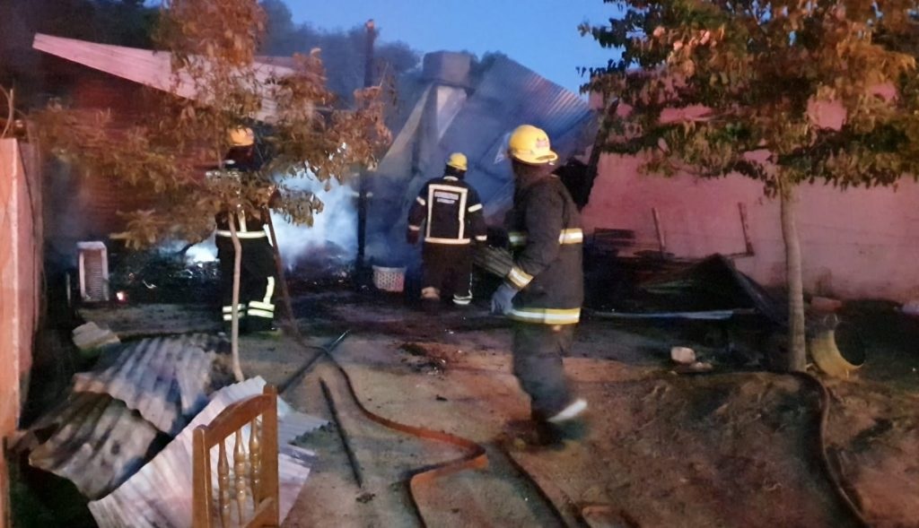 Tres viviendas con pérdidas totales tras  incendios ocurridos en las últimas horas
