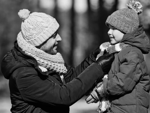 Cómo proteger a los niños en estos días  fríos: abrigo, alimentación y calefacción