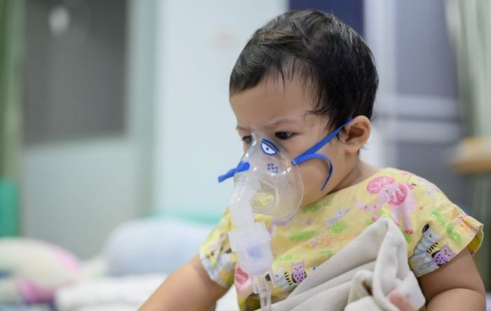 Suben infecciones respiratorias en  recién nacidos y piden vacunarse