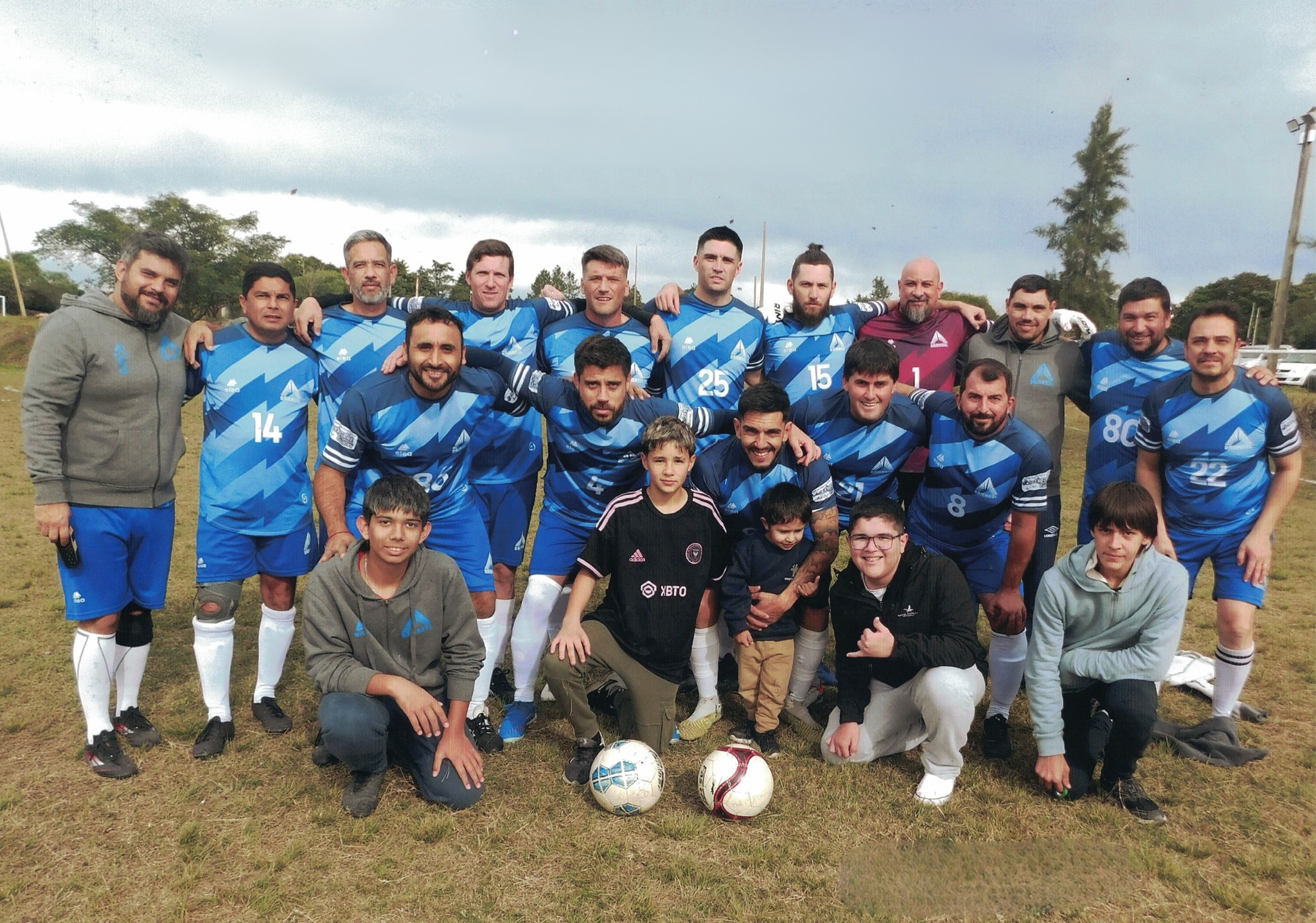 Libertad y River jugaron para Unión, que sigue como firme líder del Senior