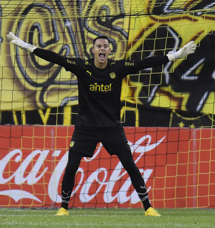 Final clásica: La duda del arco en Peñarol y en la ofensiva en Nacional