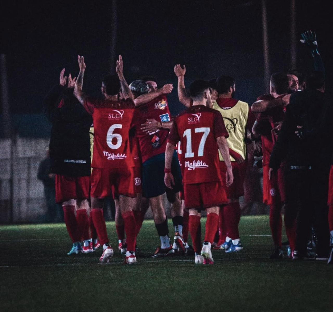 El rojo fue menos pero eficaz en el ataque y se llevó  un triunfo histórico ante Montevideo Wanderers