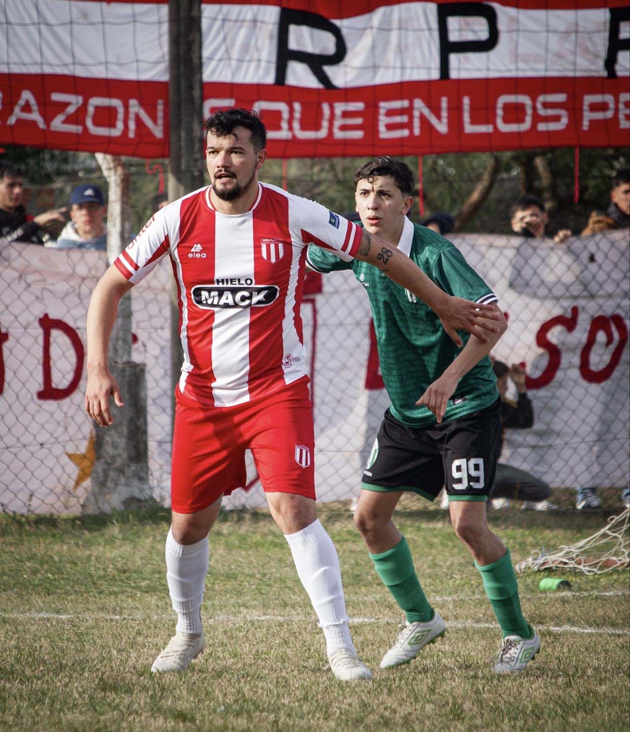 Salto Nuevo rescató un punto sobre el final del choque de vecinos