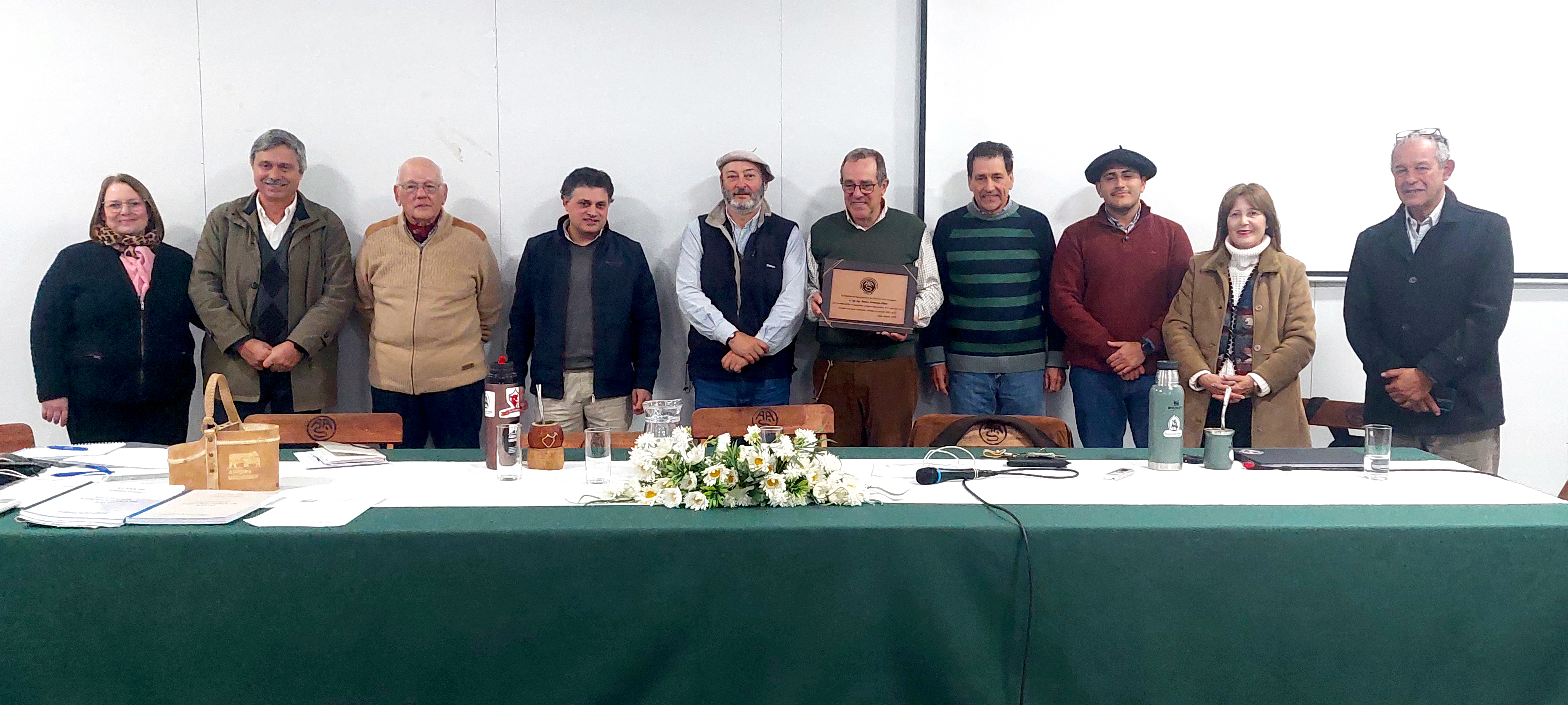 Luis Manfredi asumió como presidente  de la Asociación Agropecuaria de Salto