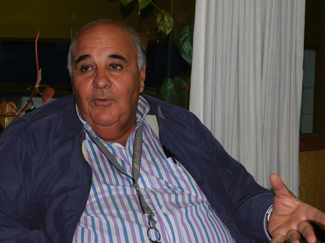 Maquinaria vial de la Intendencia en estado crítico: «de doce motoniveladoras andan cuatro»