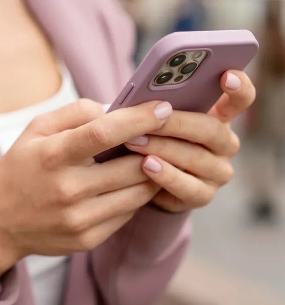 BROU anunció nuevo  sistema de cobro para  empresas con celular