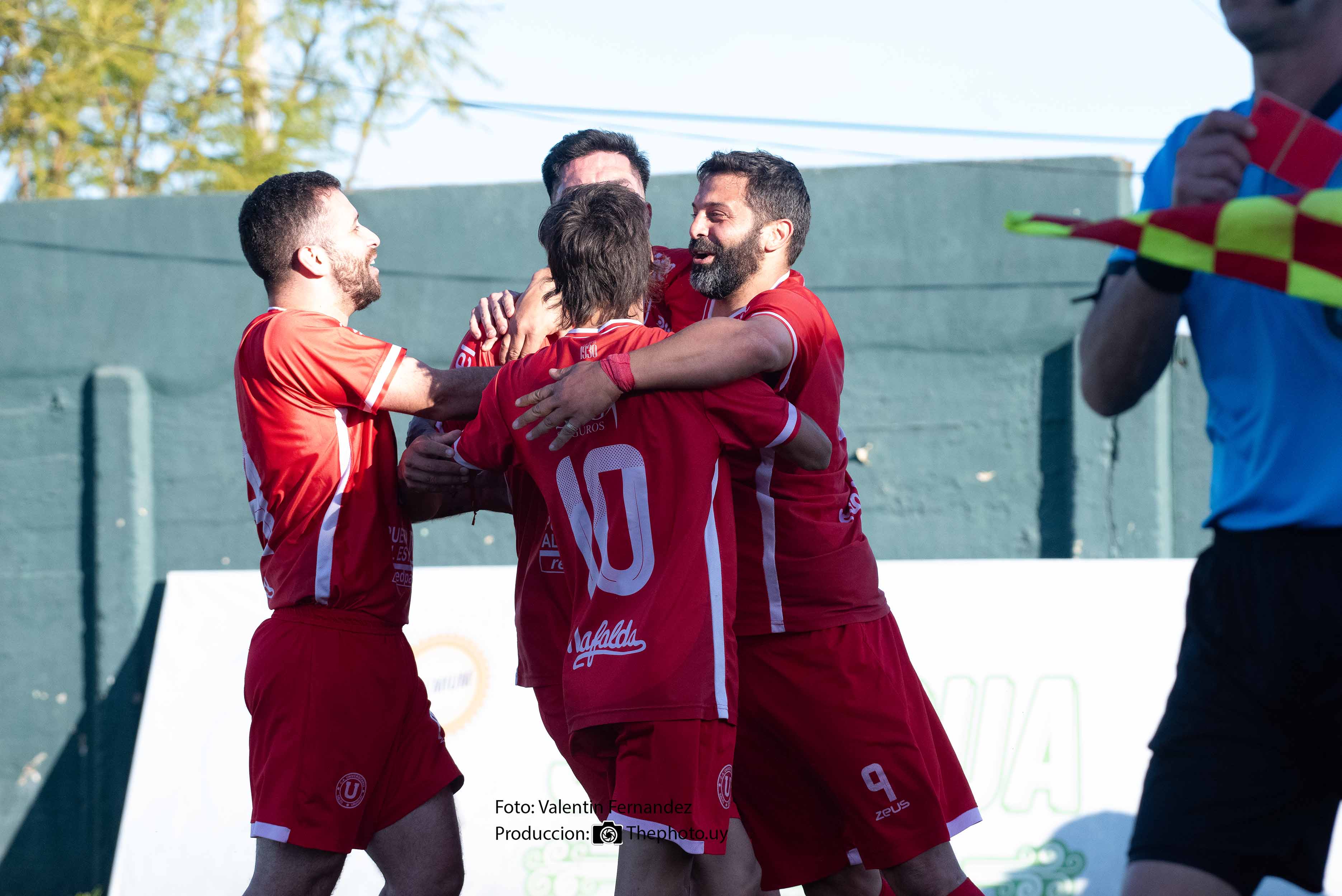 Universitario ante Montevideo Wanderers por la Copa Uruguay