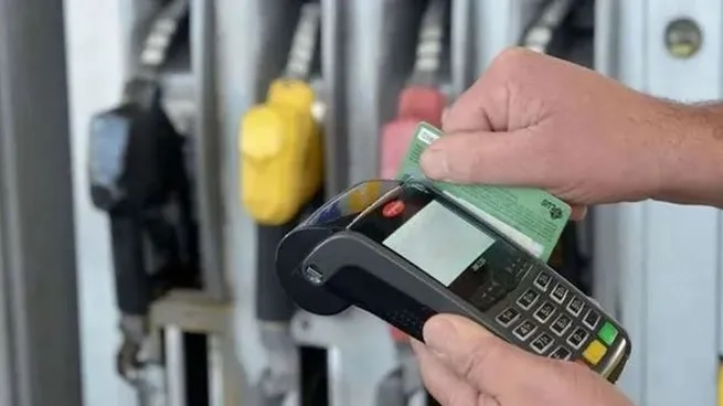Citan al Ministro Oddone a Hacienda por  recorte de beneficio fiscal en combustibles