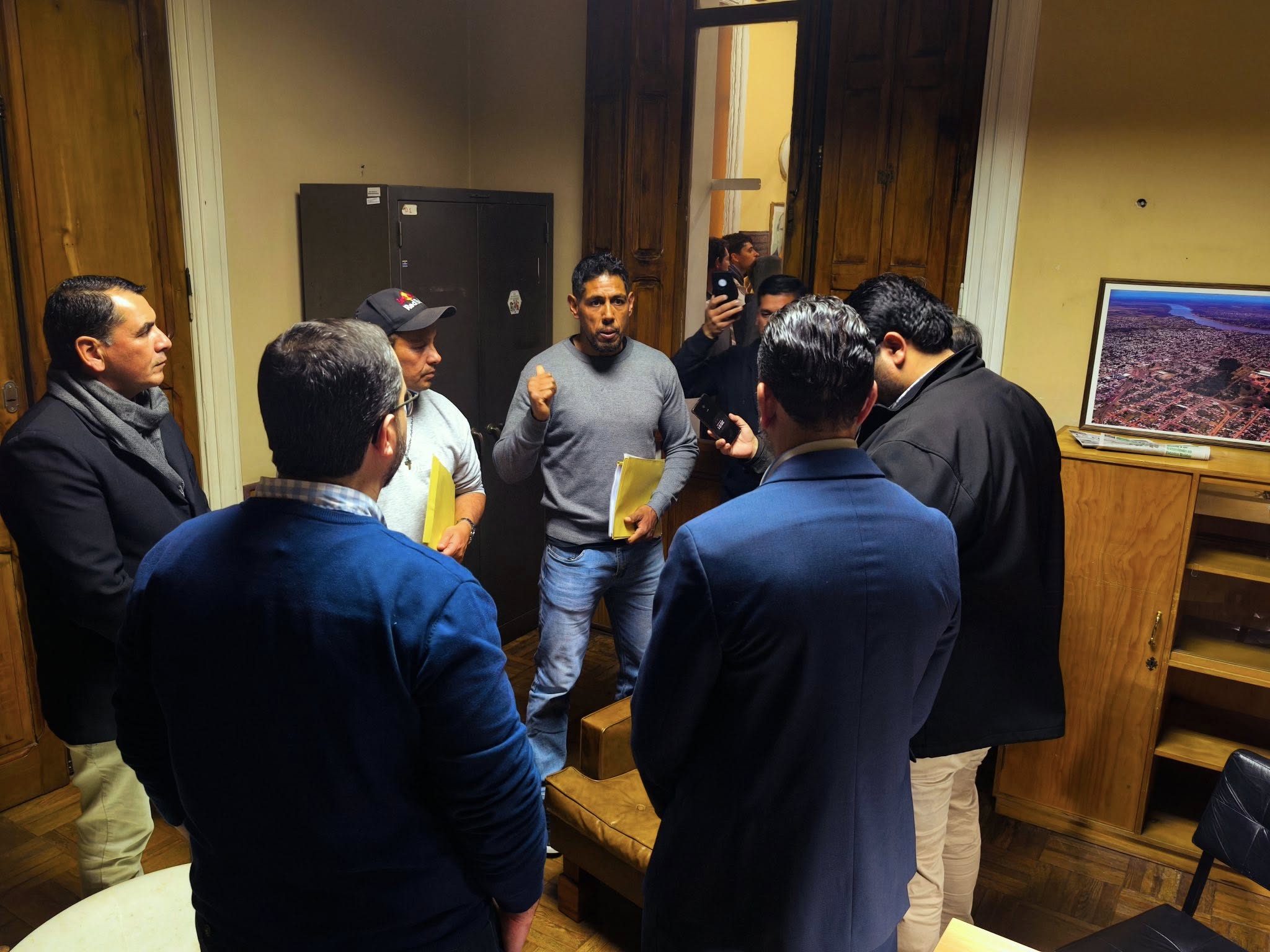 Perna dijo que “ADEOMS relata la historia que le interesa” y recuerda cómo avaló ceses que se dieron en gestión Lima