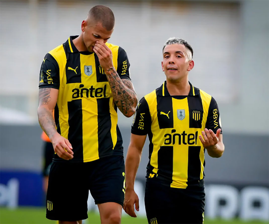 Esguince de rodilla podría dejar a Leo Fernández fuera de la revancha